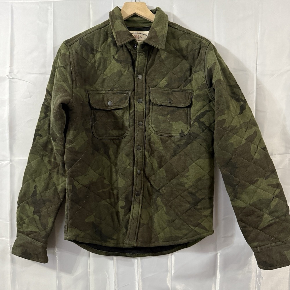 American Eagle‎ AEO Camo Jacket Womens S Quilted Vintage Shacket Fleece Outdoors